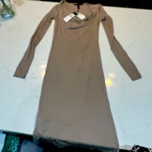Long sleeve BCBG Leigh’s weight dress